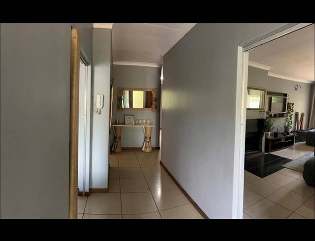 5 BEDROOM PROPERTY TO RENT IN LYNNWOOD GLEN